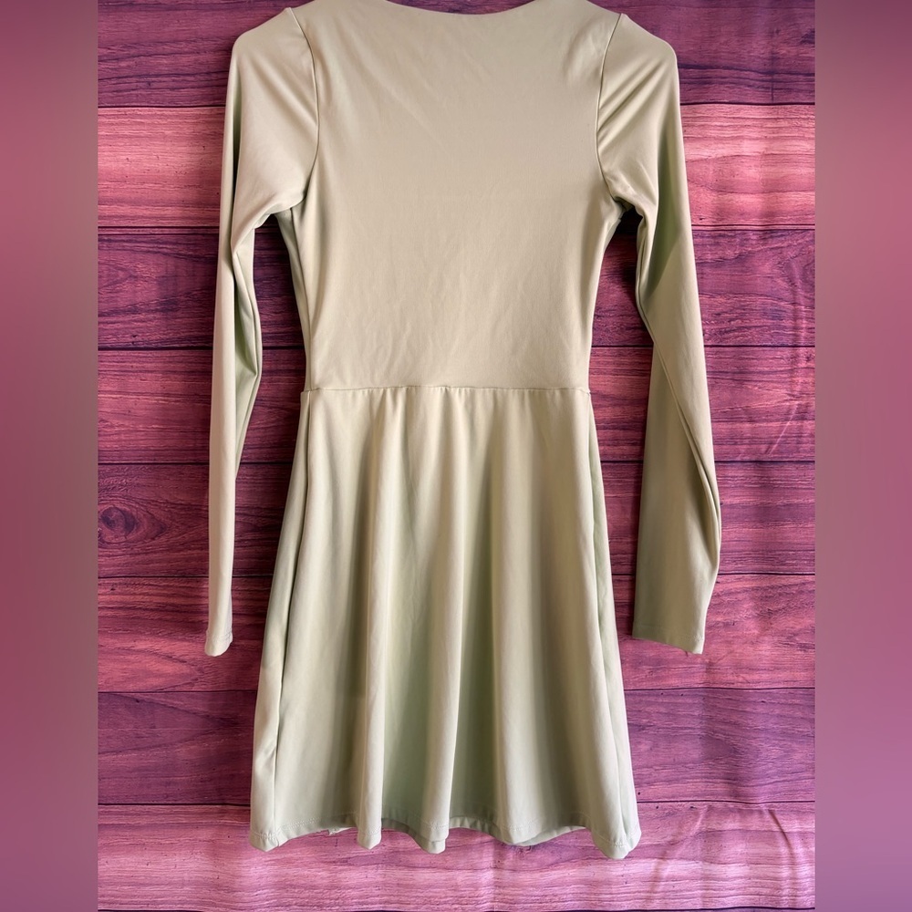 Qinsen Sage Green Long Sleeve Square Neck Mini Dress Side Slit NWT - Picture 5 of 6